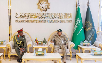 أمين التحالف الإسلامي يستقبل الملحق العسكري لجمهورية أوغندا