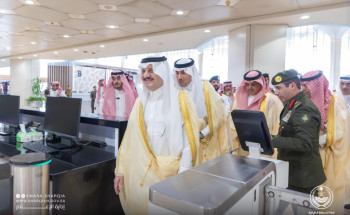 أمير المنطقة الشرقية يُدشن المخطط العام لمطار الملك فهد الدولي ويفتتح حزمة مشاريع تطويرية بقيمة 1.6 مليار ريال