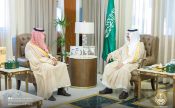 أمير المنطقة الشرقية يستقبل وزير الصناعة والثروة المعدنية