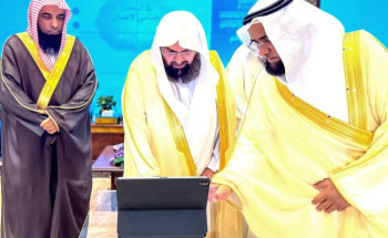 السديس يُدشّن مبادرة “زائراتنا شرف لمنسوباتنا” لتعزيز التجربة الدينية لزائرات المسجد النبوي