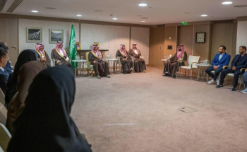 الأمير عبدالعزيز بن سعود يلتقي مجموعة من منسوبي الوزارة المبتعثين للدراسة في فرنسا