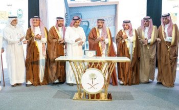 أمير القصيم يدشّن فرع الجمعية التعاونية لمزارعي العنب بمركز البسيتين دعمًا للتنمية الزراعية