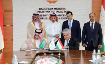 الصندوق السعودي للتنمية يوقع اتفاقية بـ30 مليون دولار لدعم النقل ويضع حجر الأساس لإنشاء 11 مدرسة في طاجيكستان