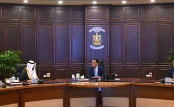 رئيس الوزراء المصري يلتقي رئيس مجلس إدارة مجموعة “سمو القابضة” السعودية