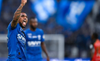 الهلال يفتتح موسمه في الدوري السعودي للمحترفين بفوز على ضيفه الرياض بهدفين دون رد