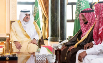 أمير تبوك يستقبل المواطن ناصر البلوي المتنازل عن قاتل ابنه