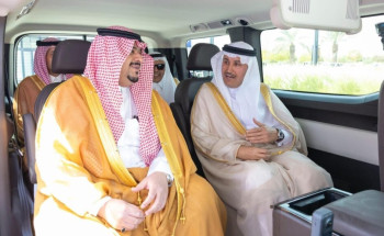 نائب أمير منطقة الرياض يستقل مركبة ذاتية القيادة في طريقه لزيارة مطار الملك خالد الدولي ويطلع على أحدث المشاريع التطويرية