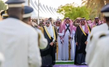 أمير منطقة القصيم يرعى بحضور نائبه مسيرة اليوم الوطني بمشاركة أكثر من 50 جهة حكومية وخاصة