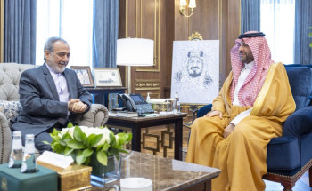 أمير الحدود الشمالية يلتقي القنصل العام الإيراني بجدة
