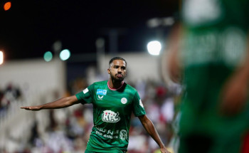 الاتفاق يفوز على ضمك بثلاثة أهداف مقابل هدف في الجولة الرابعة من الدوري السعودي للمحترفين