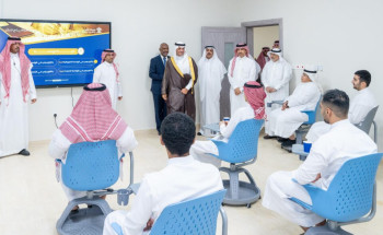 سمو محافظ الأحساء يزور كليات الأولى بالأحساء