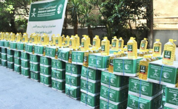 مركز الملك سلمان للإغاثة يوزّع (331) سلة غذائية في مدينة طرابلس اللبنانية