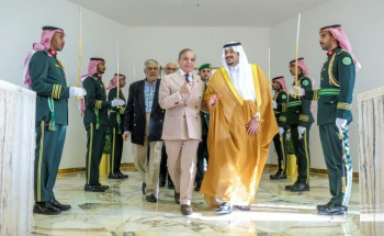 رئيس وزراء جمهورية باكستان يغادر الرياض وفي مقدمة مودعيه نائب أمير المنطقة