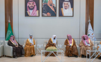 برعاية معالي د. اليوسف، ديوان المظالم يحتفل مع منسوبيه بمناسبة اليوم الوطني 95