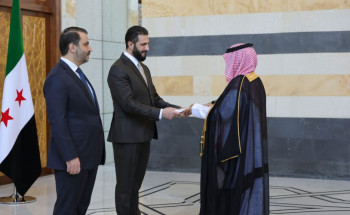 الدكتور المجفل يقدم أوراق اعتماده سفيرًا فوق العادة لخادم الحرمين الشريفين إلى رئيس الجمهورية العربية السورية