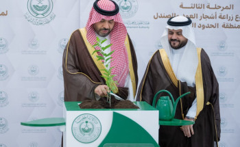 أمير الحدود الشمالية يستقبل الرئيس التنفيذي لهيئة تطوير وتعمير المناطق الجبلية بجازان ويدشّن مبادرة زراعة أشجار العود والصندل
