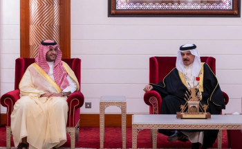 ملك البحرين يستقبل سمو الأمير تركي بن محمد بن فهد