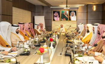 وزير الشؤون الإسلامية يرأس الاجتماع الدوري لمديري فروع الوزارة بمناطق المملكة ضمن زيارته لمنطقة الباحة