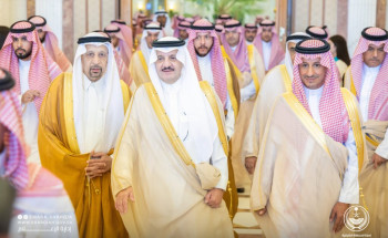 أمير المنطقة الشرقية يشهد توقيع اتفاقيات تتجاوز (7) مليارات ريال لتطوير وجهات سياحية في الخبر