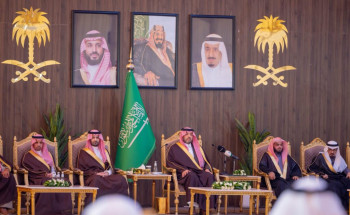 أميرِ الحدود الشمالية يستقبل أهالي محافظة طريف