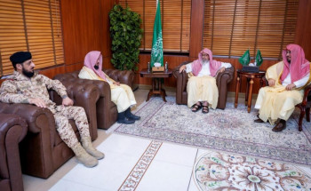 مفتي عام المملكة يستقبل رئيس جهاز الإرشاد والتوجيه بوزارة الحرس الوطني