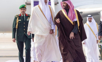 سمو أمير دولة قطر يصل إلى الرياض وفي مقدمة مستقبليه سمو ولي العهد