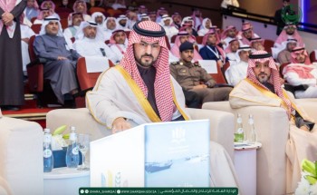 نائب أمير الشرقية يدشّن حزمة برامج تسهم في تمكين الكفاءات وتنمية جزيرة دارين وتاروت