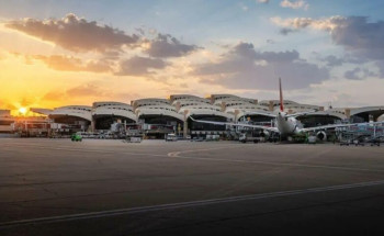 مطار الملك خالد الدولي يدشّن مسارًا جويًا جديدًا بين الرياض وبانكوك