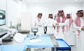 محافظ جدة يزور واحة مدن ويطّلع على مشاريعها الصناعية