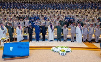 نيابةً عن سمو وزير الدفاع.. سمو نائبه يرعى حفل تخريج طلبة دورات تأهيل الضباط الجامعيين لأفرع القوات المسلحة