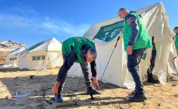 مركز الملك سلمان للإغاثة يقيم مخيمًا جديدًا لإيواء الأسر العائدة إلى مدينة غزة