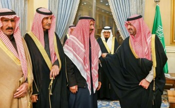 نائب أمير تبوك يستقبل المواطن زايد العطوي المتنازل عن قاتل ابنه