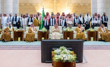 أمير الرياض يُكرِّم المدارس والطلبة المتميزين بالمنطقة