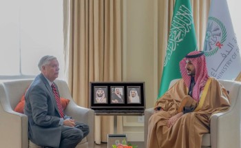 سمو وزير الدفاع يلتقي عضو مجلس الشيوخ الأمريكي السيناتور ليندسي غراهام