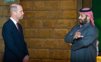 سمو ولي العهد يستقبل ولي عهد بريطانيا ويصطحبه في جولة بحي الطريف التاريخي في الدرعية