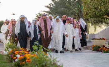 أمير منطقة القصيم يشارك أبناءه الأيتام مأدبة الإفطار