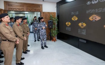 مدير الأمن العام يتفقّد جاهزية الخطط الأمنية والمرورية لموسم عمرة 1447 هـ