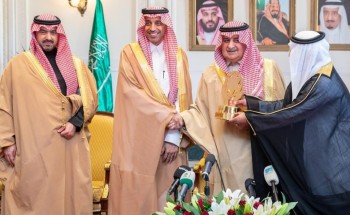 أمير تبوك يرعى حفل يوم البر السنوي ويدشن صندوق تراحم الوقفي