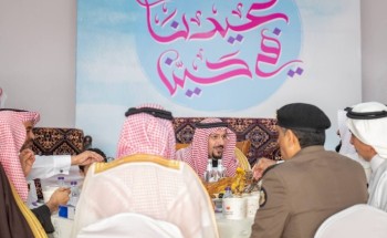 أمير منطقة القصيم يشارك أهالي حي النخيل ببريدة احتفالات مبادرة “عيدنا في حينا”