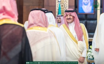 أمير المنطقة الشرقية يستقبل أهالي المنطقة المهنئين بعيد الفطر
