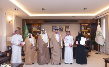 محافظ حفر الباطن يستقبل الفائزين من جامعة حفر الباطن في معرض جنيف الدولي للاختراعات 2026