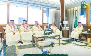 أمير المنطقة الشرقية يستقبل أعضاء مجلس أمناء مؤسسة جائزة الأميرة صيتة بنت عبدالعزيز
