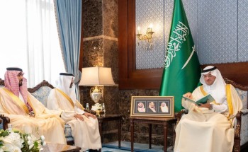 محافظ الأحساء يطّلع على التقرير الصحي السنوي لفرع وزارة الصحة بالمحافظة