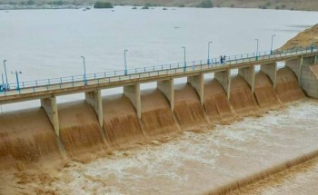 المؤسسة العامة للري تعلن البدء في تصريف مياه سد وادي حلي بالقنفذة