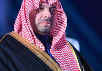 أمير الحدود الشمالية يوجّه بتأمين سكن لمواطنة إثر انهيار سقف منزلها بعرعر