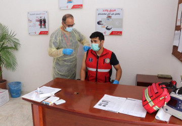 هلال الجوف يدشن حملة التطعيم ضد الإنفلونزا الموسمية
