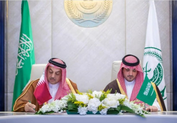 وزير الداخلية ونائب رئيس الوزراء القطري يرأسان الاجتماع الثاني للجنة الأمنية والعسكرية