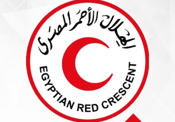 الهلال الأحمر المصري يوقف استقبال المساعدات المحلية بعد منع إسرائيل دخولها لغزة