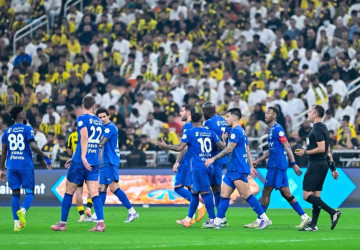الهلال يفوز على الاتحاد بهدفين دون رد في الكلاسيكو