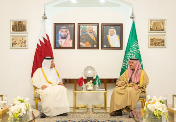 وزير الخارجية يستقبل رئيس مجلس الوزراء وزير خارجية قطر ويرأسان اجتماع اللجنة التنفيذية للمجلس التنسيقي بين البلدين